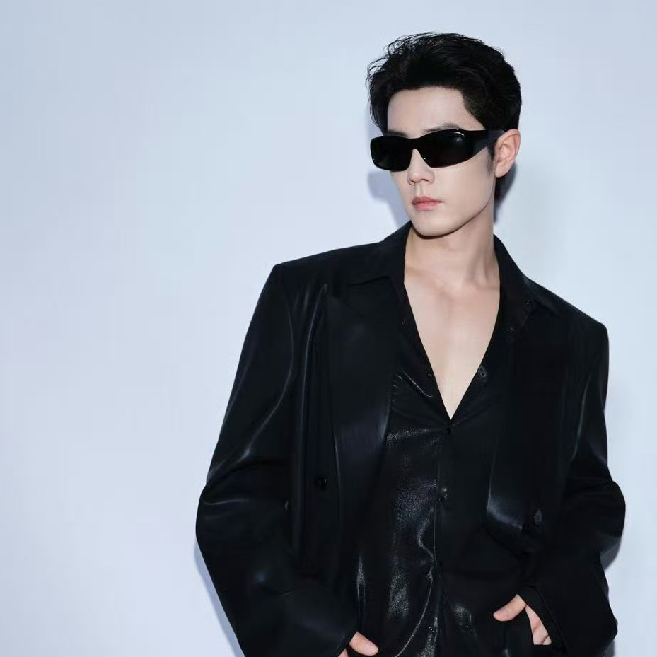 Behind-the-scenes cut of Xiao Zhan