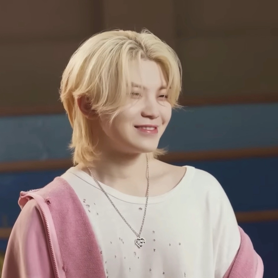 Behind-the-scenes cut of Woozi (SEVENTEEN)
