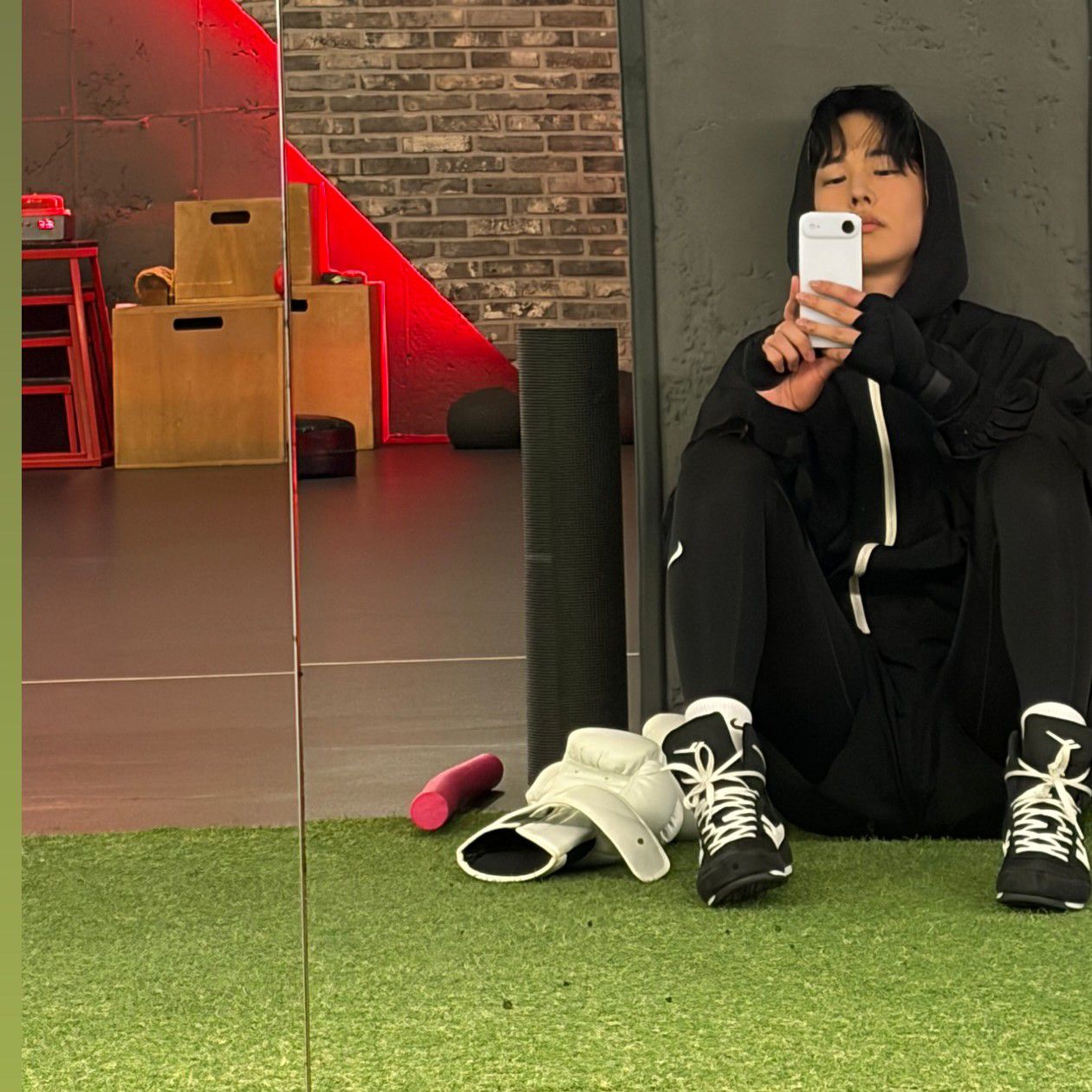 Latest photo of Choi Byungchan