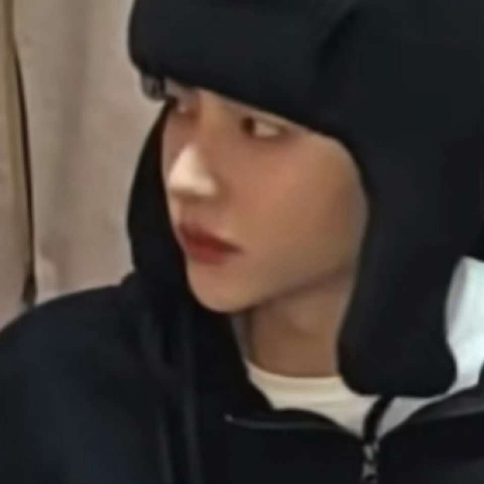 Behind-the-scenes cut of Zhang Hao