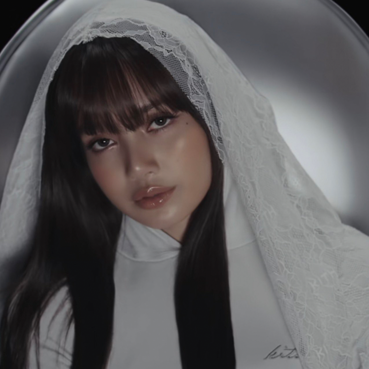 Lisa (BLACKPINK)的幕后花絮