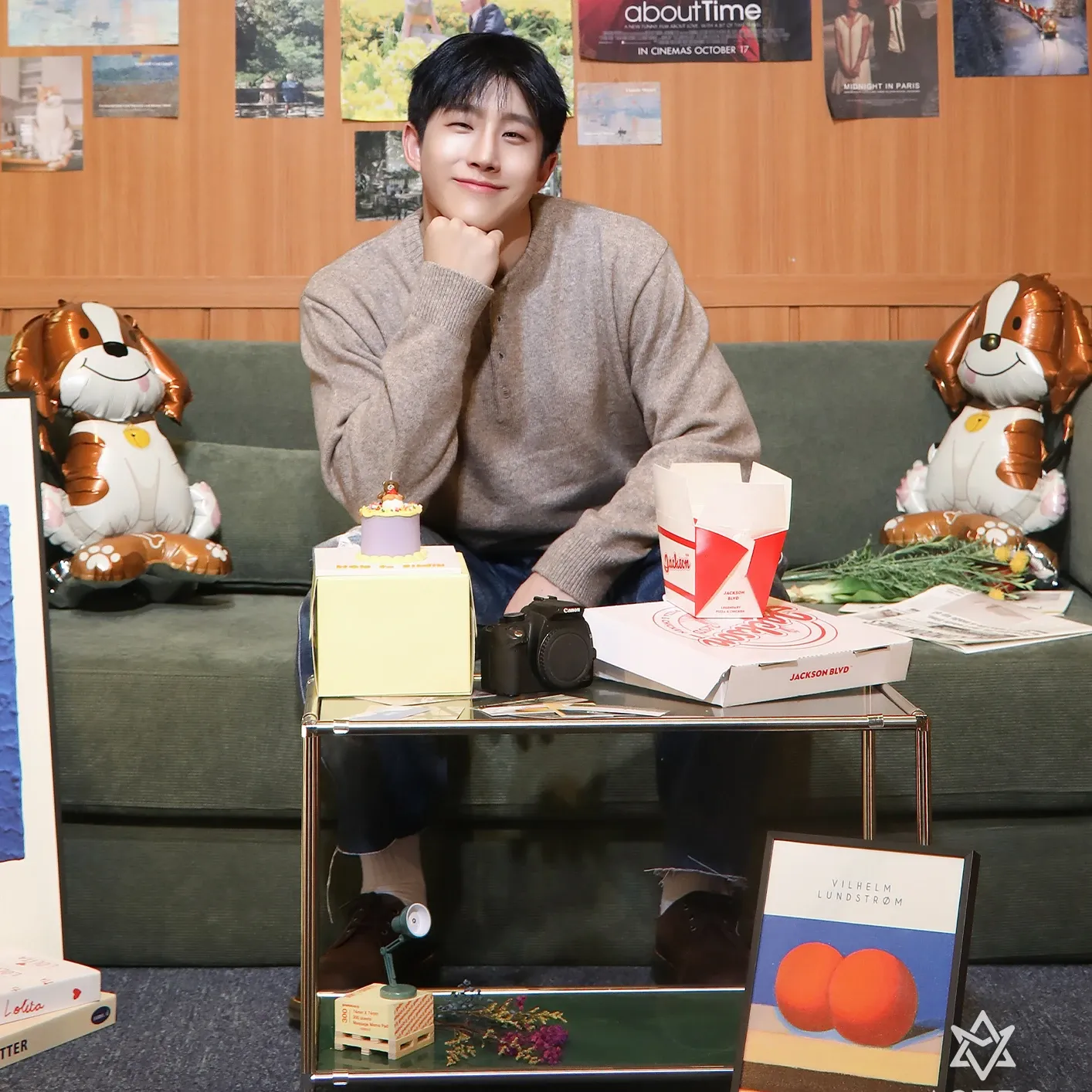 Behind-the-scenes cut of Jinjin (ASTRO)