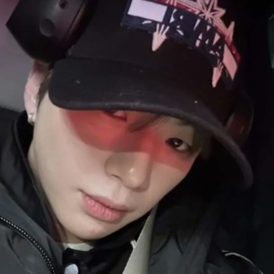 강다니엘 최근 활동샷