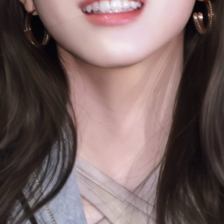 유나 (ITZY)의 최신 사진