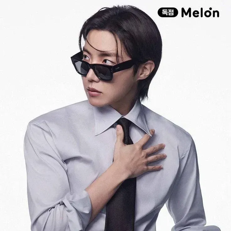 Momen yang diabadikan oleh penggemar j-hope (BTS)