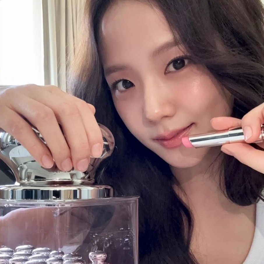 Momen yang diabadikan oleh penggemar Jisoo (BLACKPINK)