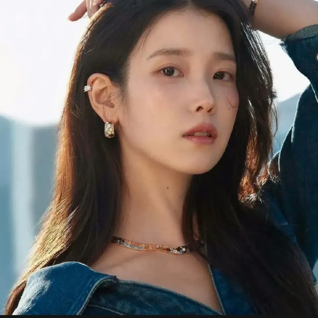 아이유의 비하인드 컷