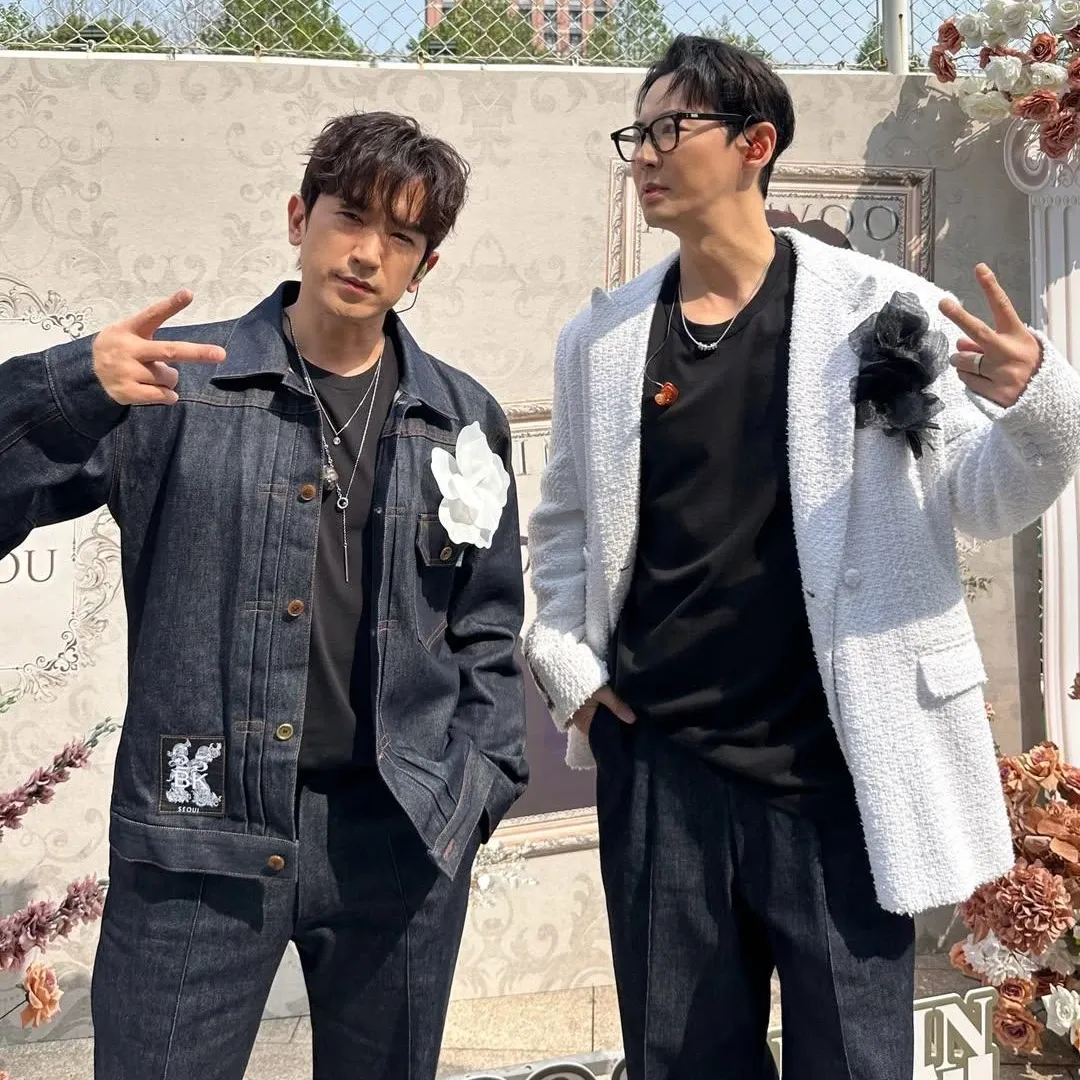 A moment captured by Lee Minwoo (SHINHWA)'s fan