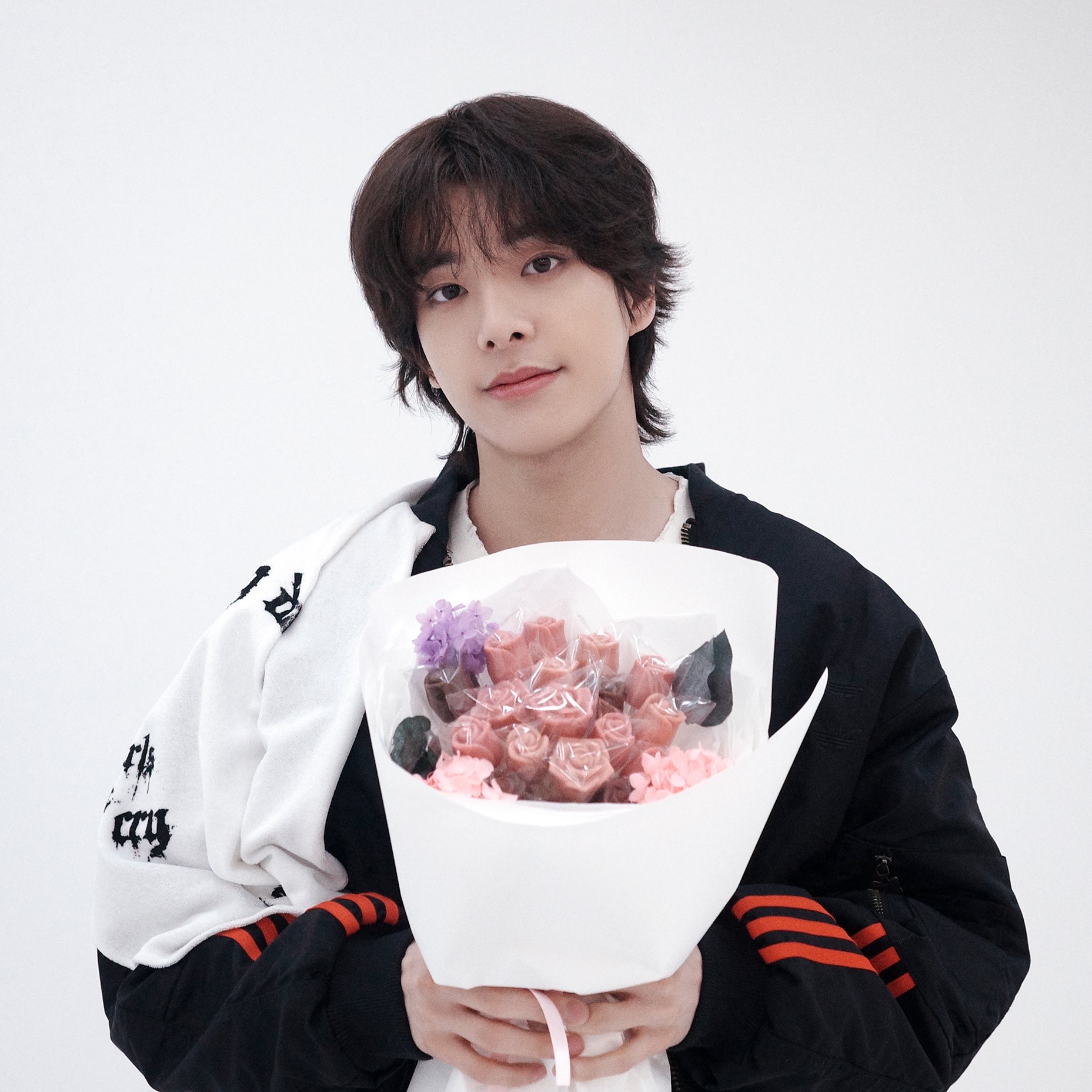 Latest photo of Jake (ENHYPEN)