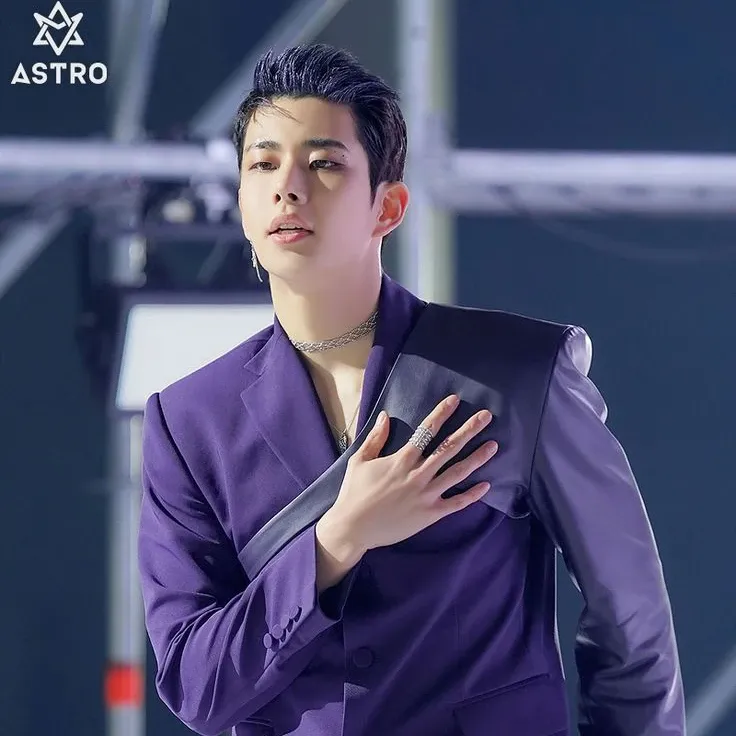 Latest photo of MJ (ASTRO)