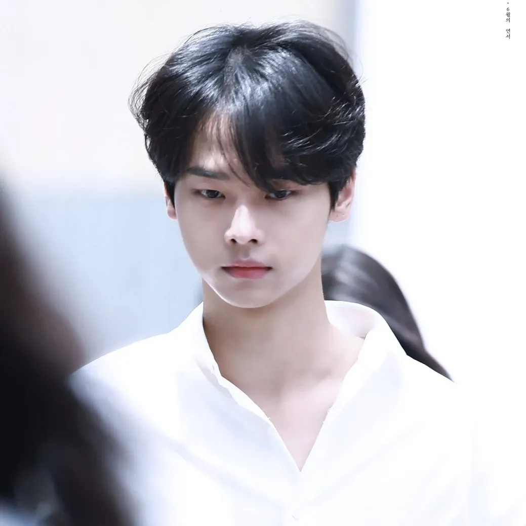 Recent activity shot of VIXX