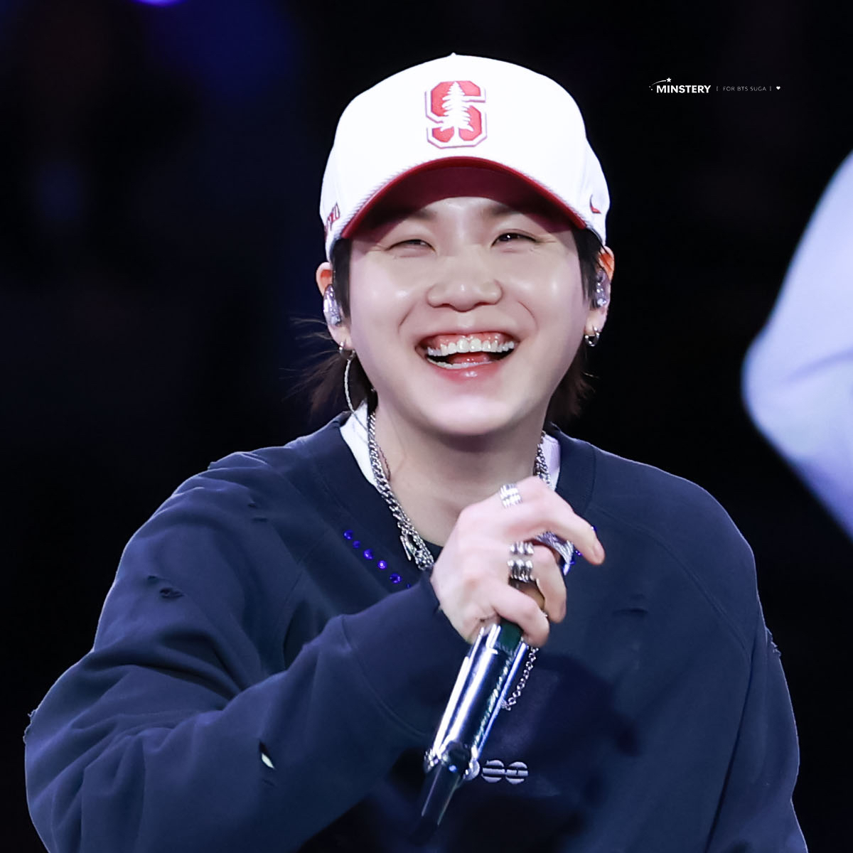 Potret di balik layar SUGA (BTS)