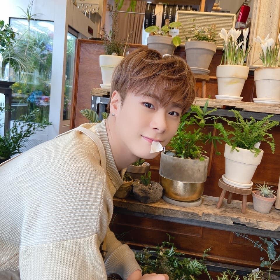 아스트로의 비하인드 컷