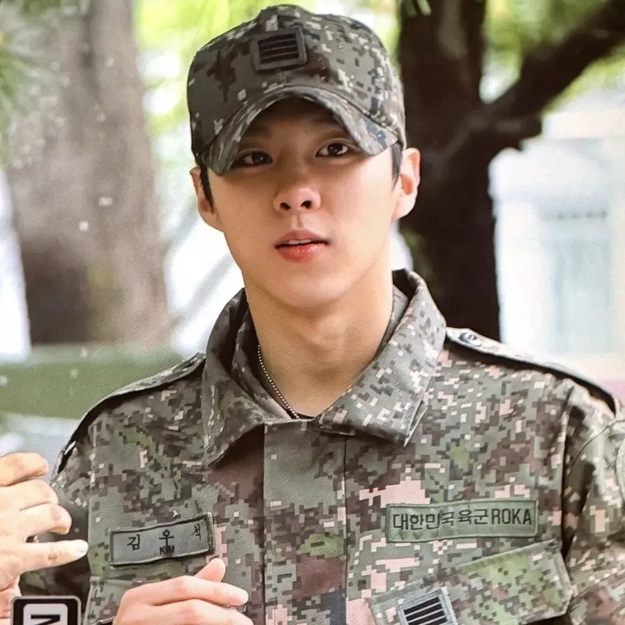 김우석 최근 활동샷