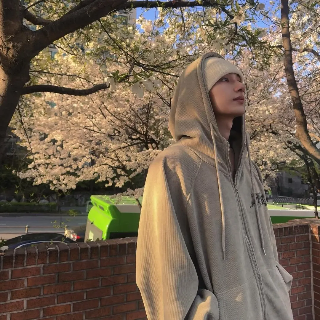 Recent activity shot of Jun (SEVENTEEN)