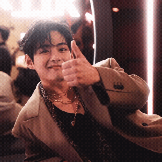 Potret di balik layar V (BTS)