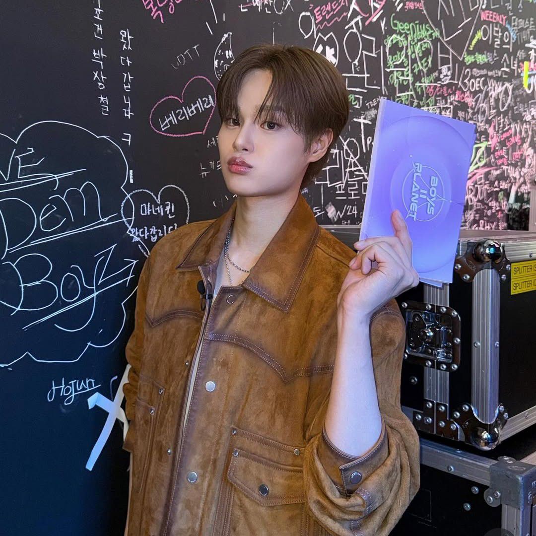 이대휘 (AB6IX) 최근 활동샷