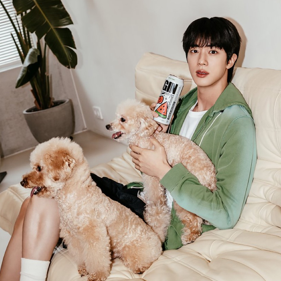 Foto terbaru Jin (BTS)