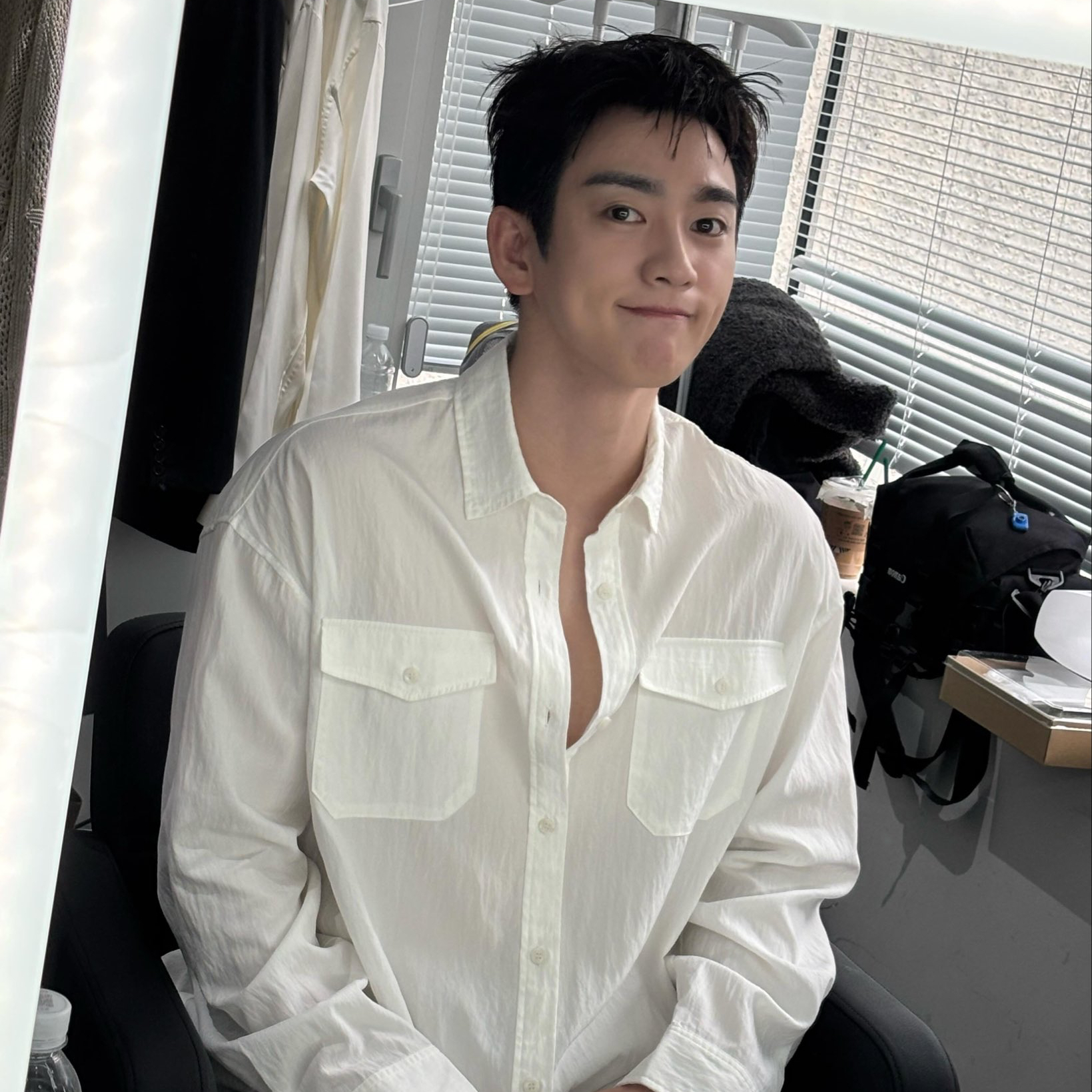 珍荣 (GOT7)的幕后花絮