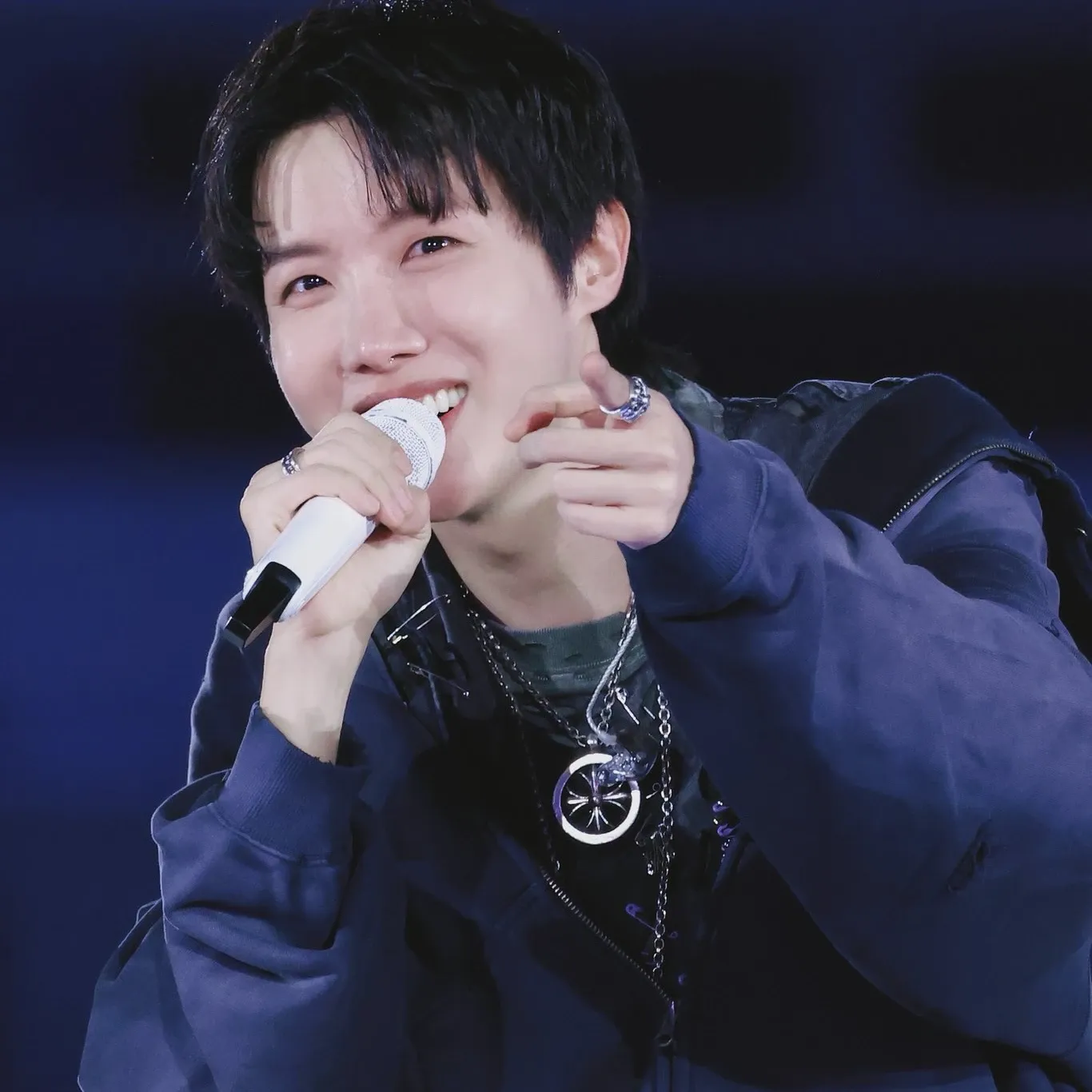 Potret di balik layar j-hope (BTS)