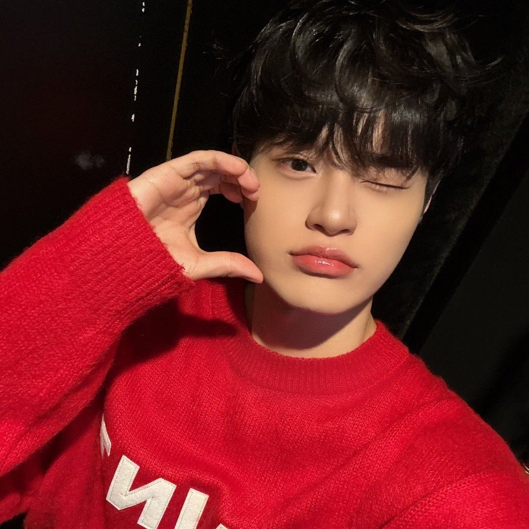 이대휘 (AB6IX)의 비하인드 컷