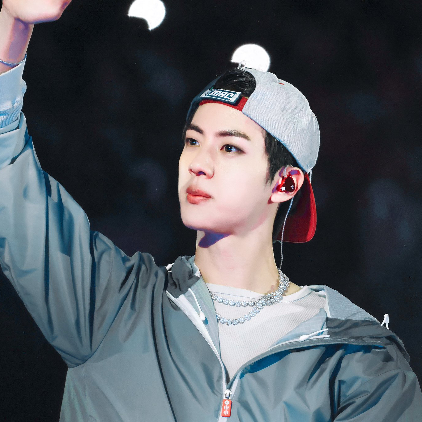 Foto terbaru Jin (BTS)