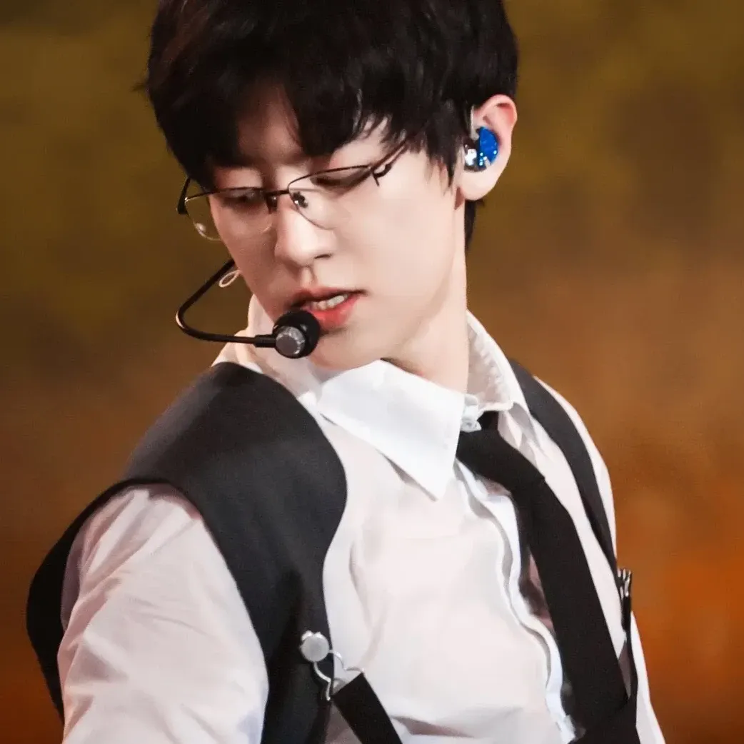 찬열 (EXO)의 최신 사진