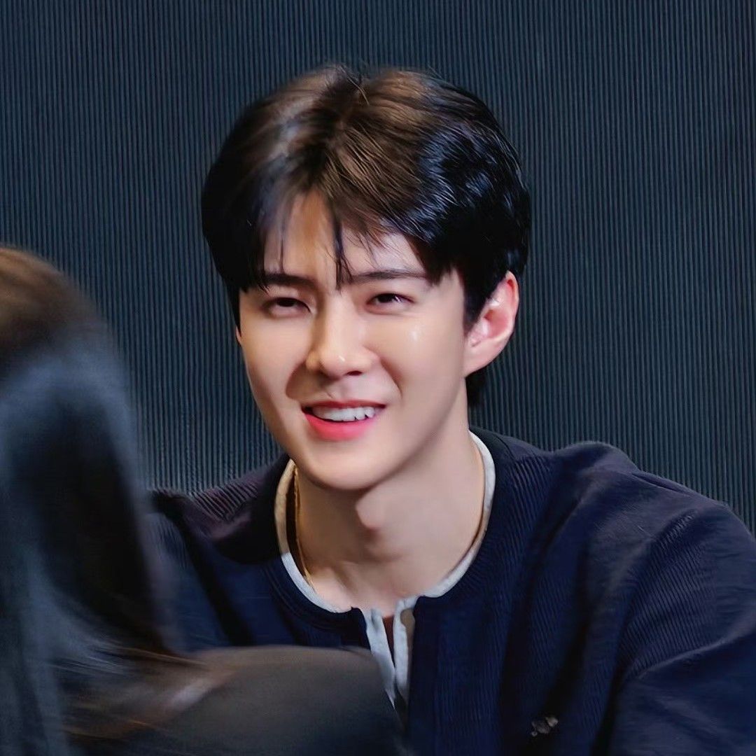 Recent activity shot of Sehun (EXO)