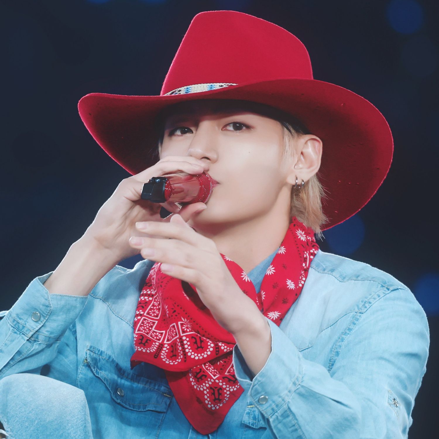 Latest photo of V (BTS)