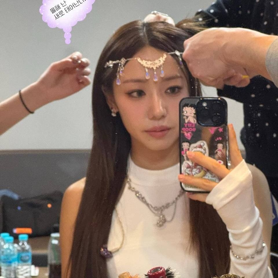 A moment captured by Kim Namjoo (Apink)'s fan