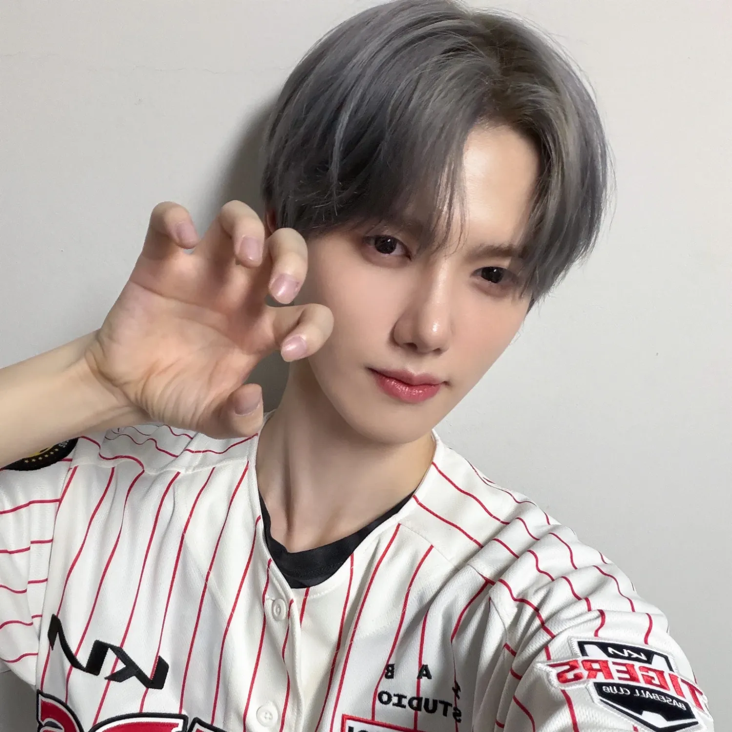 A moment captured by Minhee (CRAVITY)'s fan