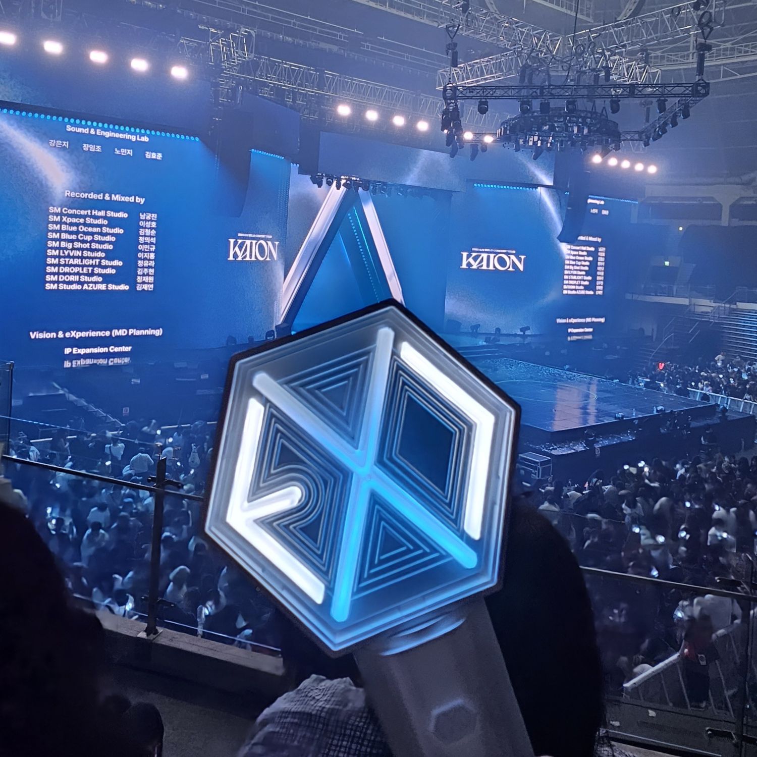 EXO의 비하인드 컷