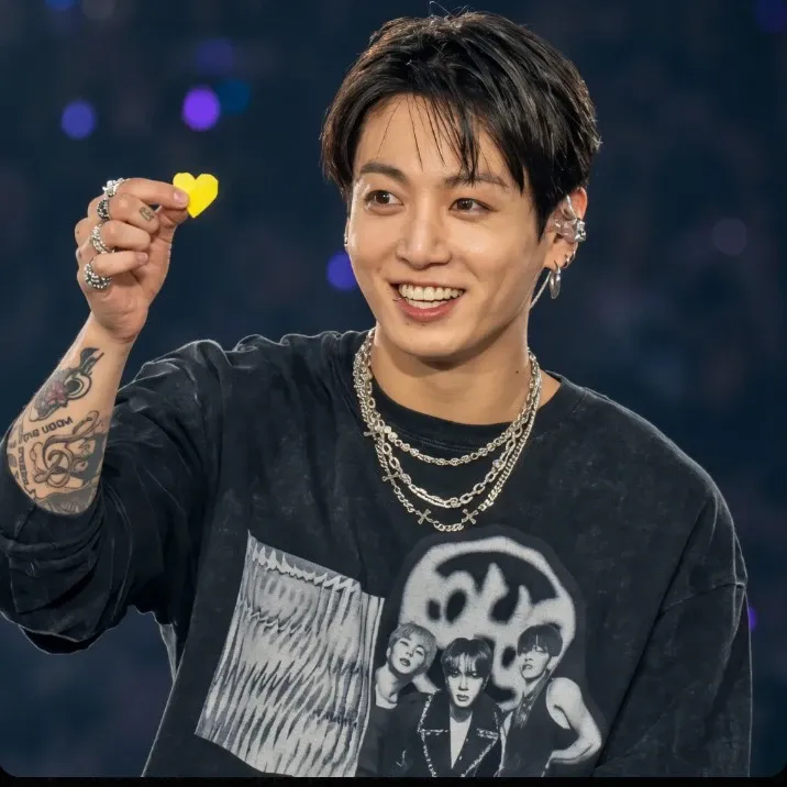 Recent activity shot of Jungkook (BTS)