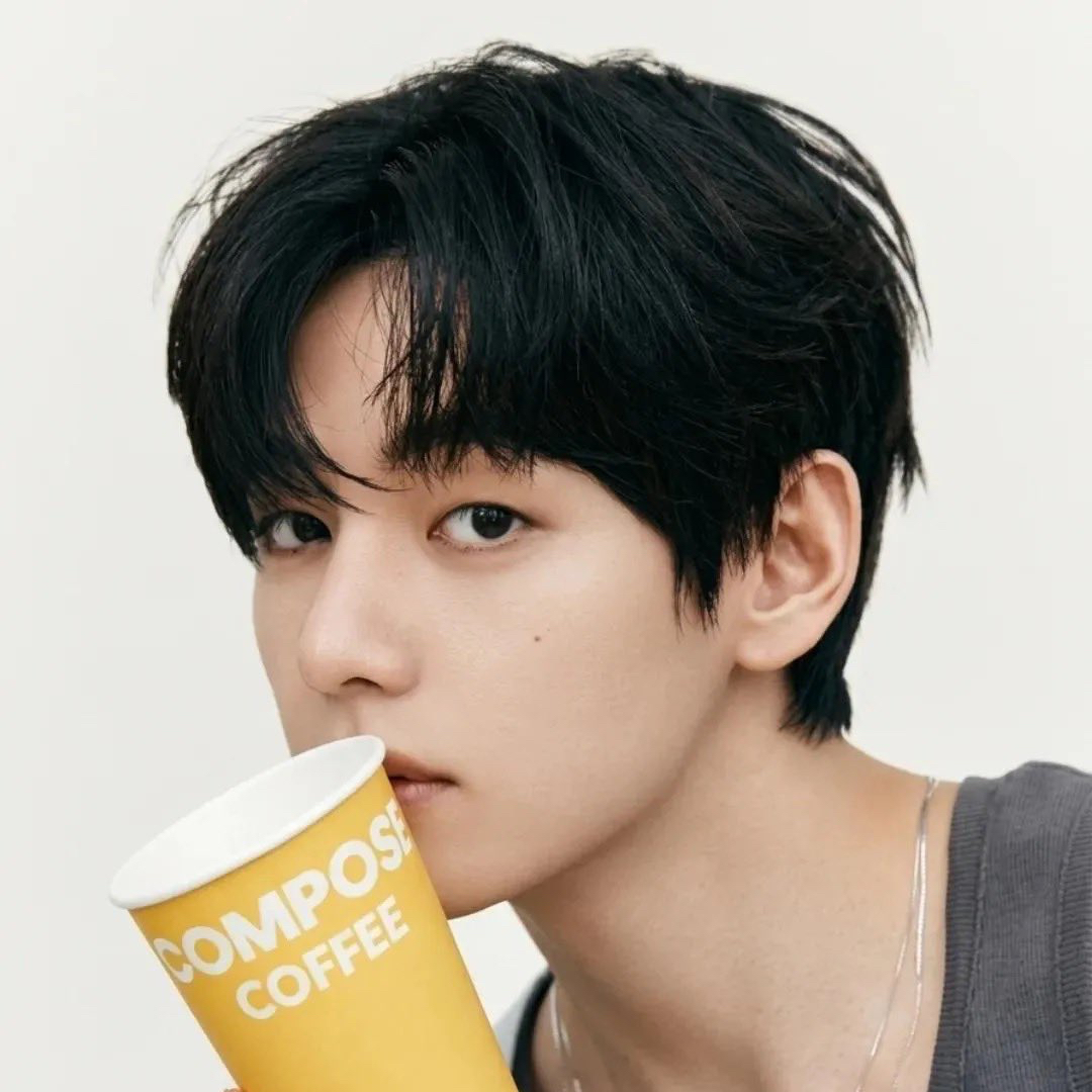 Behind-the-scenes cut of V (BTS)