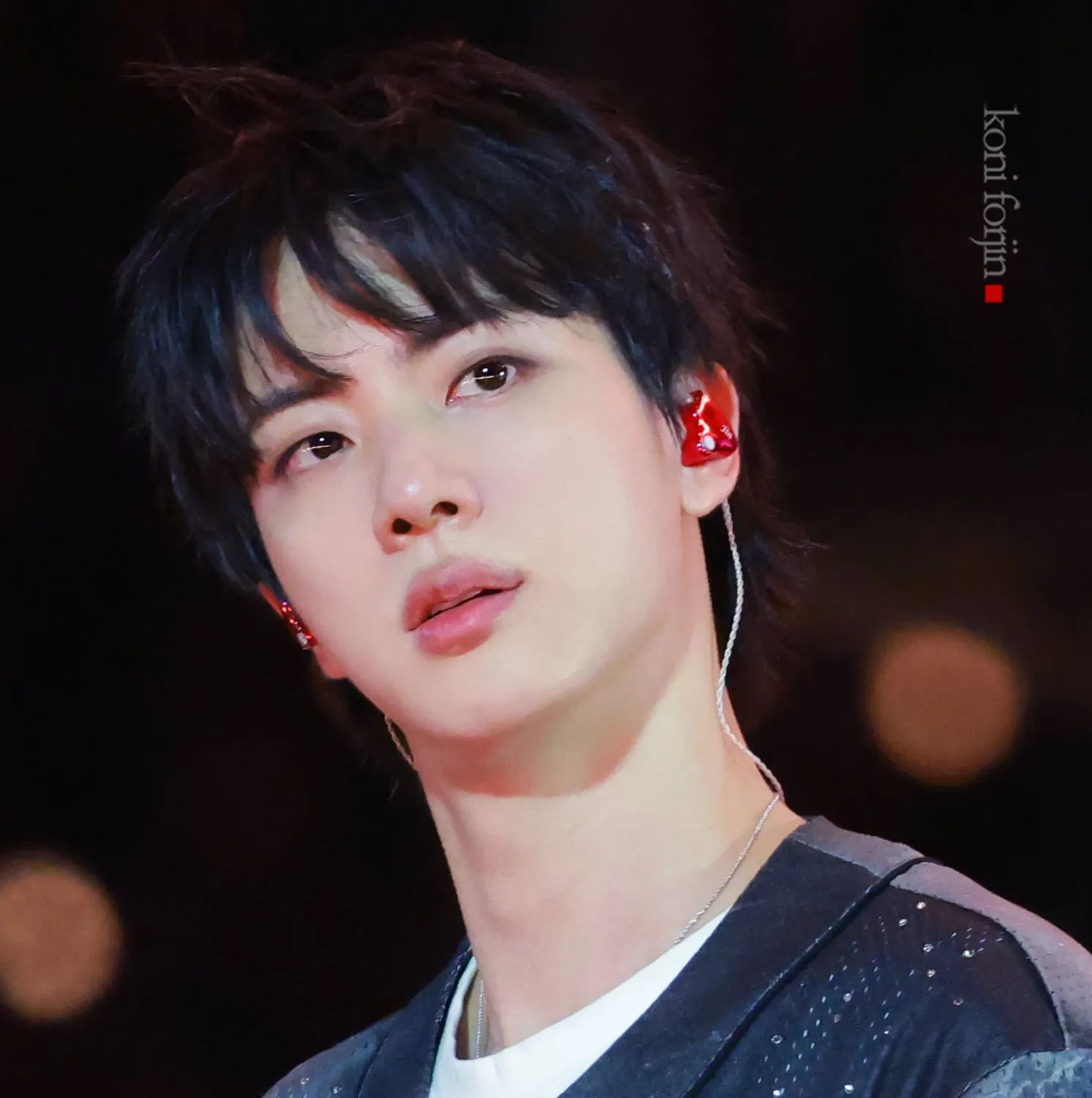진 (방탄소년단)의 비하인드 컷