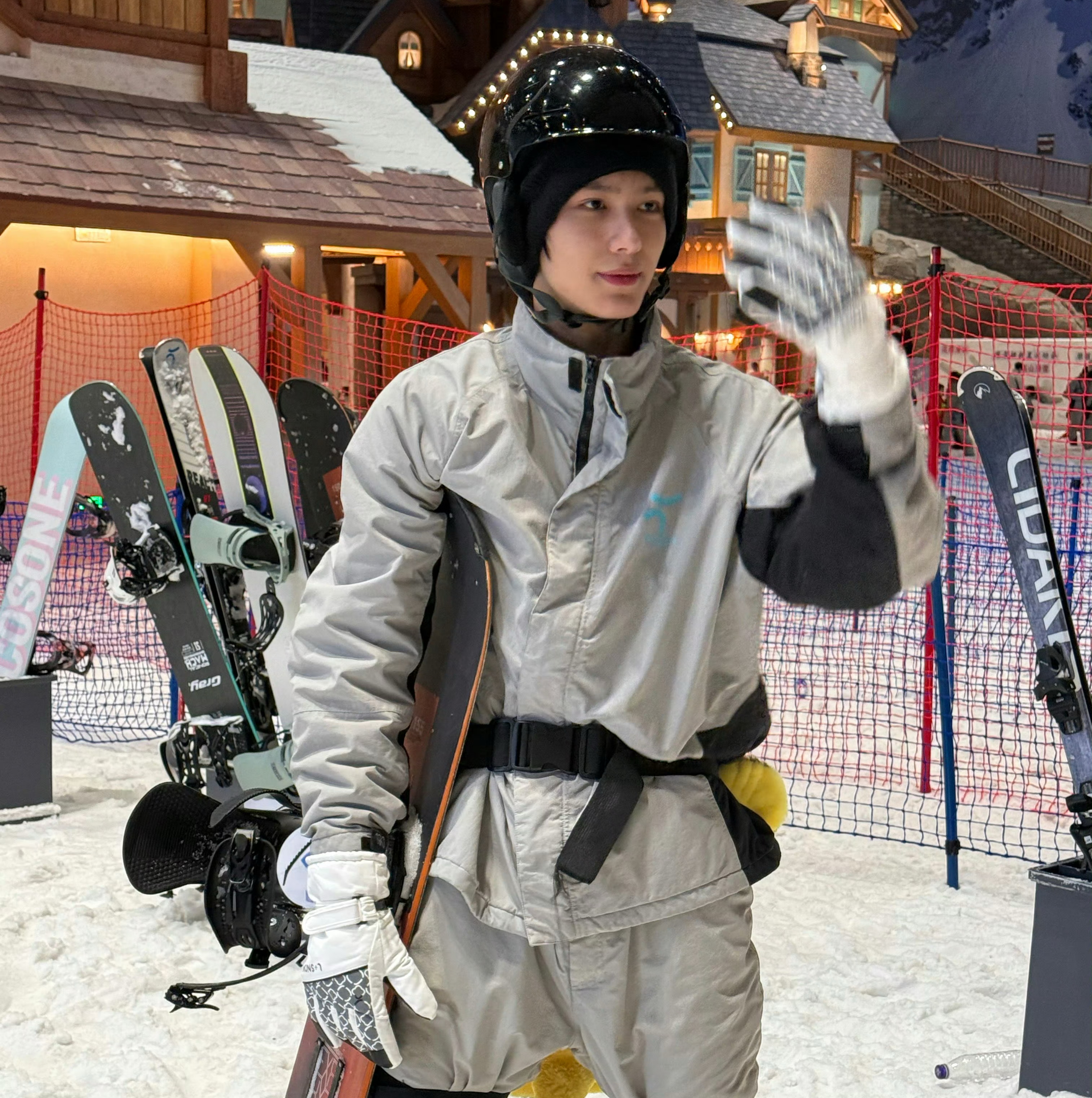 唐奥玛 (NexT1DE)的最新照片