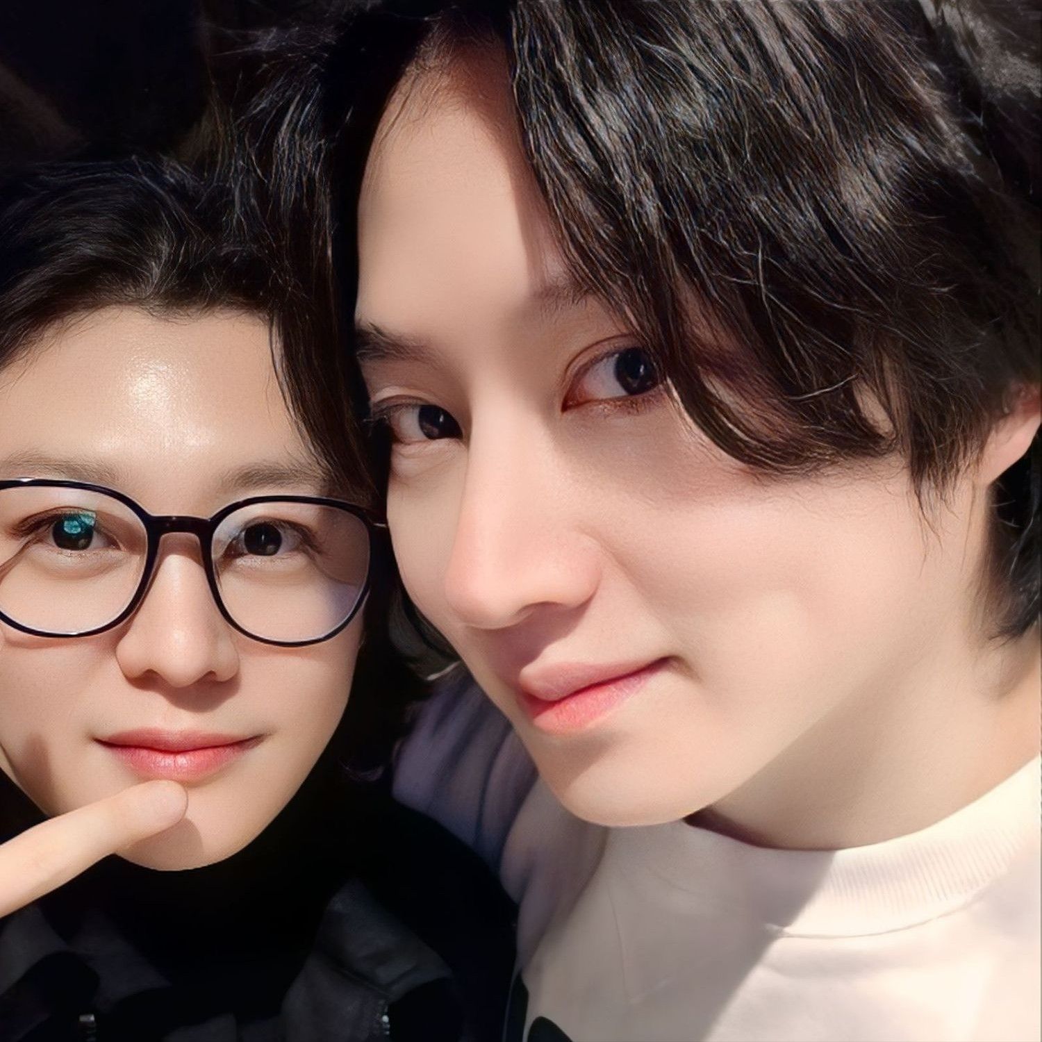 Behind-the-scenes cut of Super Junior