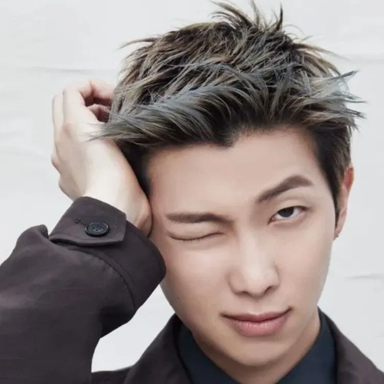 Behind-the-scenes cut of RM (BTS)