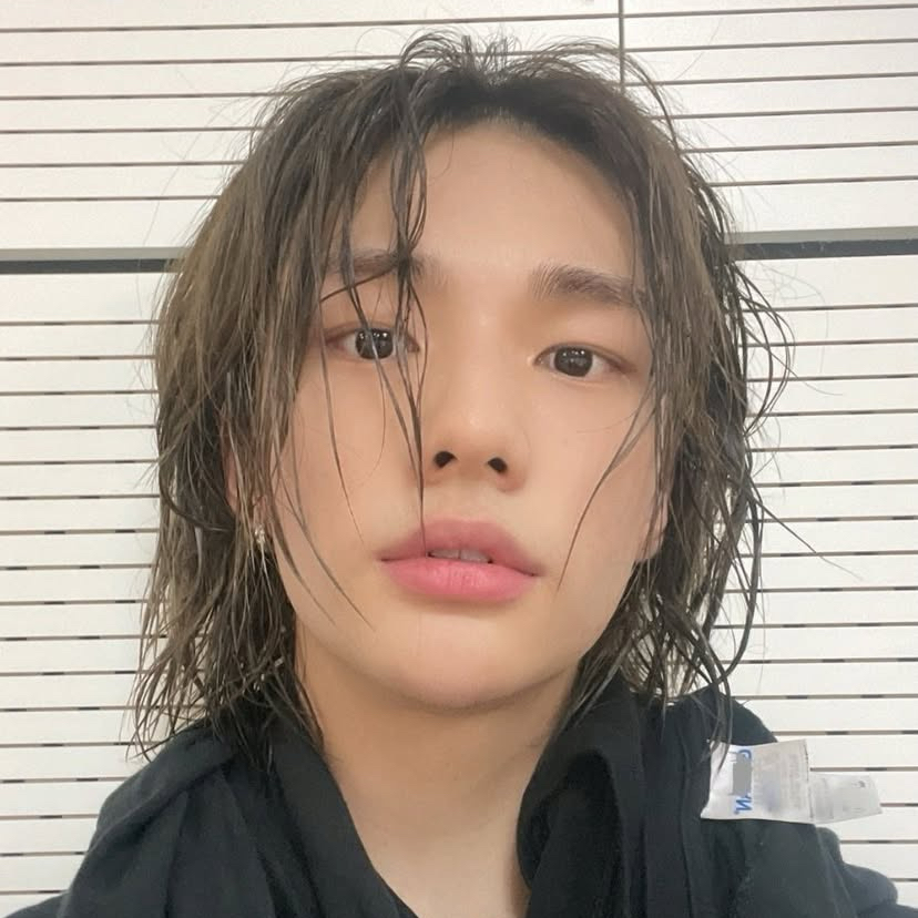 A moment captured by Hyunjin (Stray Kids)'s fan