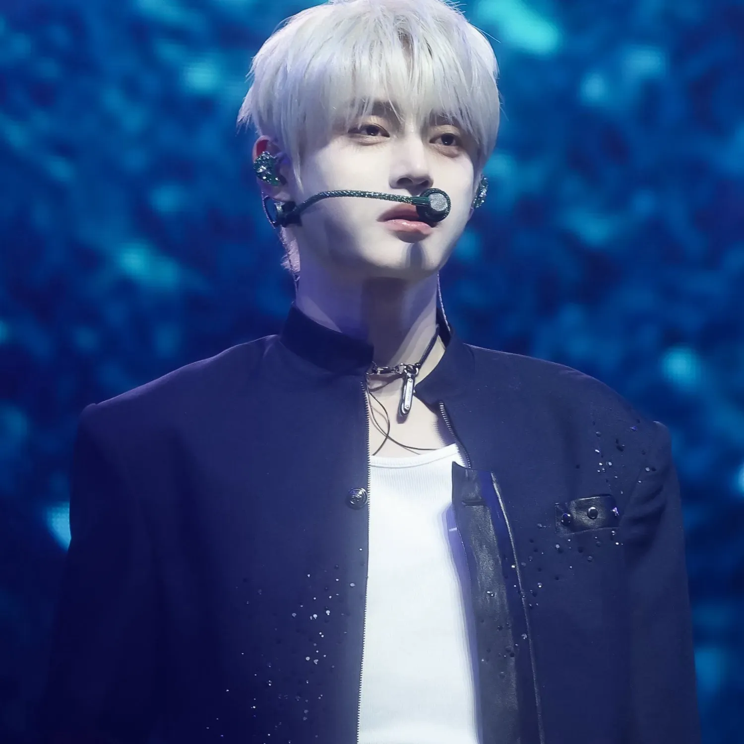 Recent activity shot of Kim Jiwoong (ZEROBASEONE)