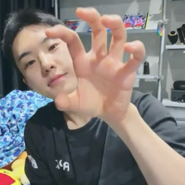 Behind-the-scenes cut of Hoshi (SEVENTEEN)