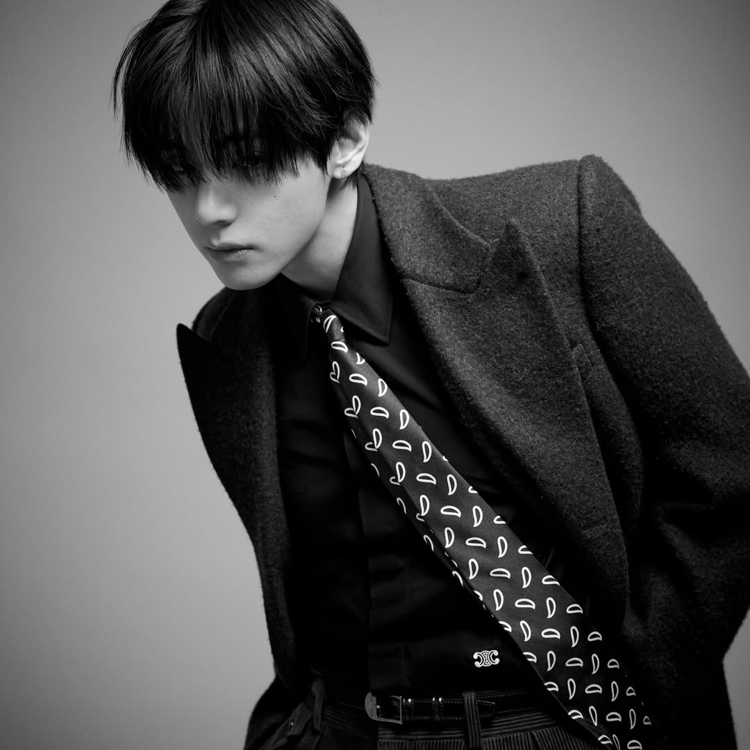 뷔 (방탄소년단) 최근 활동샷