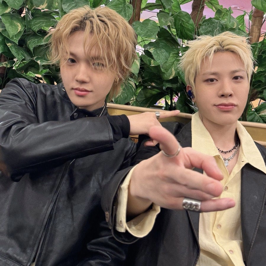 도영 (TREASURE)의 비하인드 컷