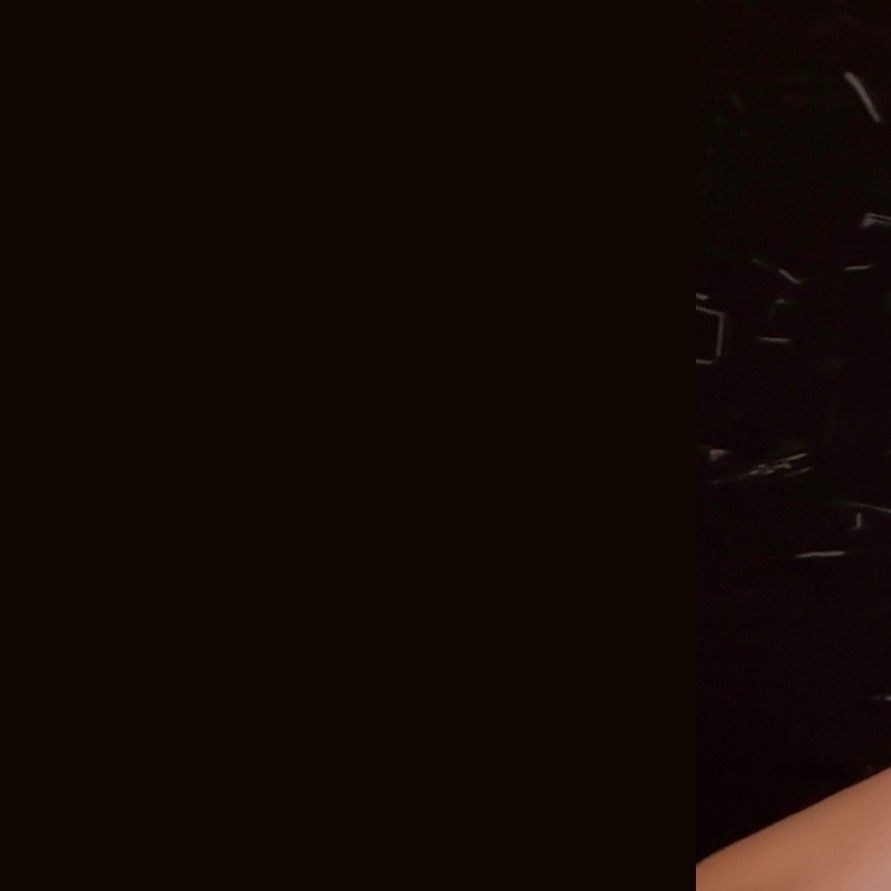 Latest photo of Hwasa (MAMAMOO)