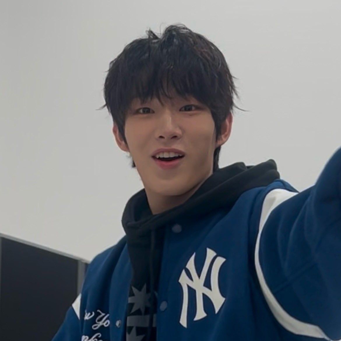 A moment captured by AHOF's fan