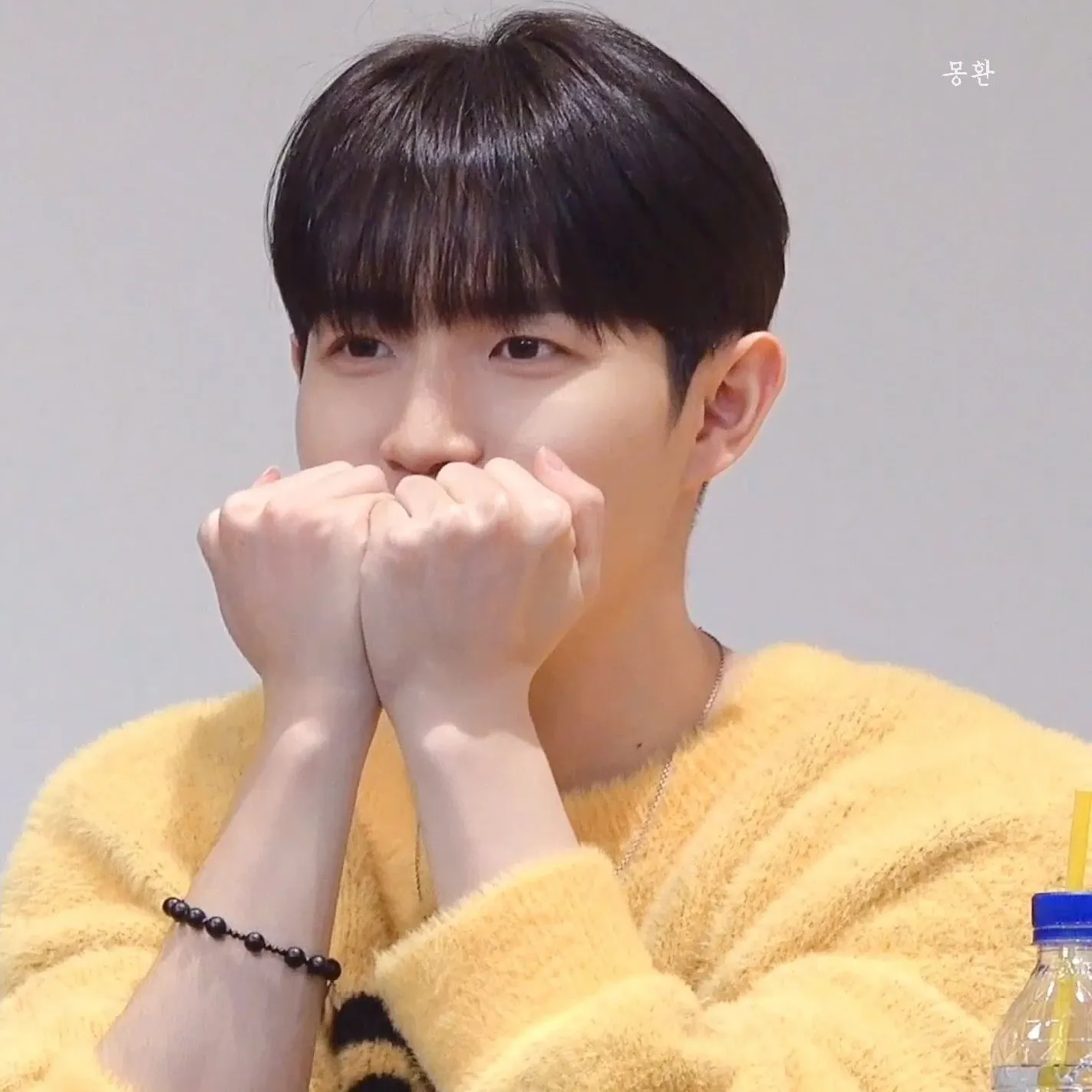 金在奐粉絲拍下的瞬間