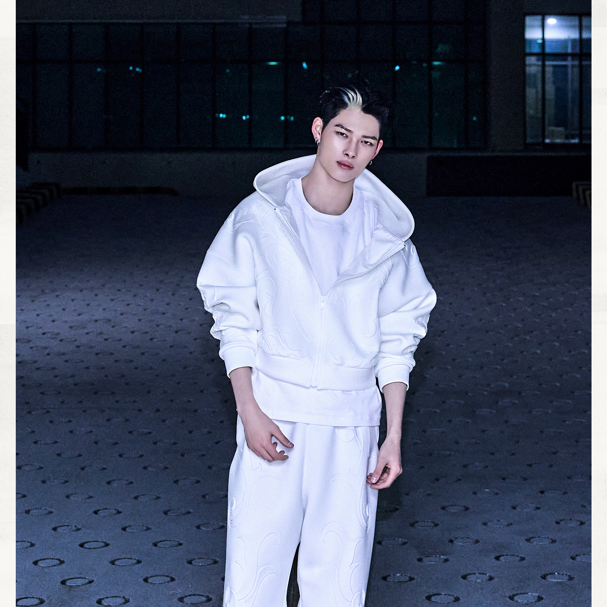 Behind-the-scenes cut of NI-KI (ENHYPEN)