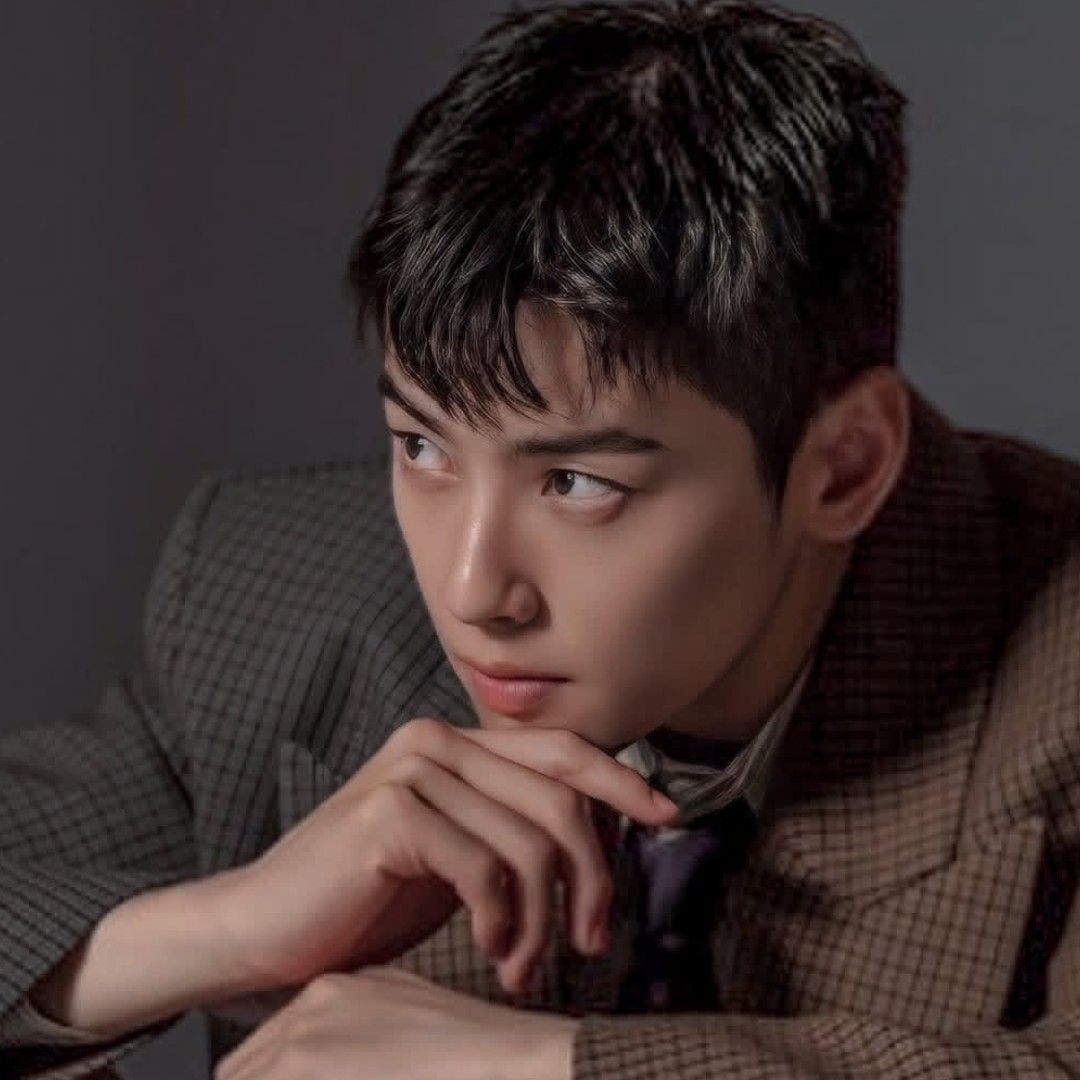 Recent activity shot of Eunwoo (ASTRO)