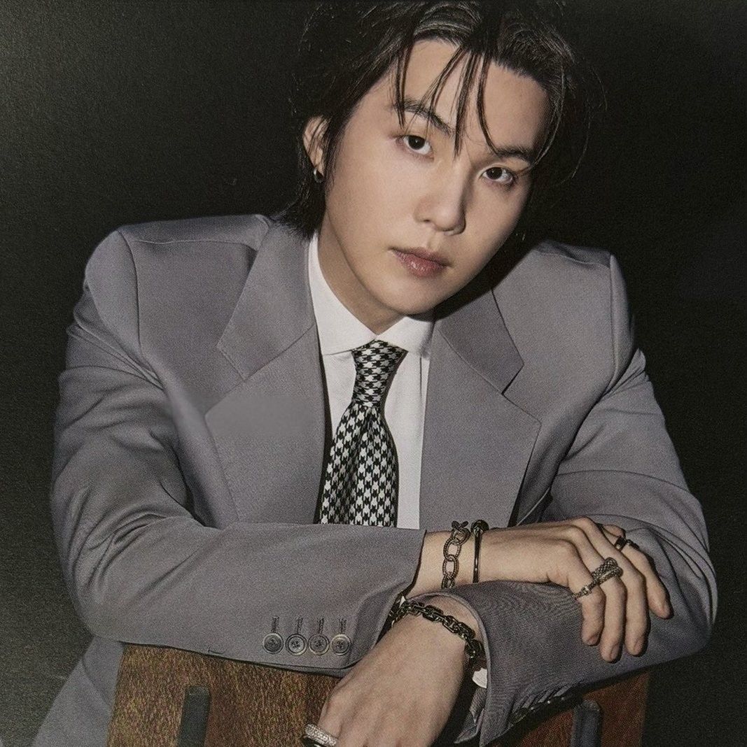 슈가 (방탄소년단)의 최신 사진