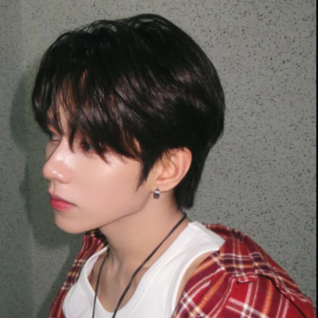 제이엘 (아홉) 최근 활동샷